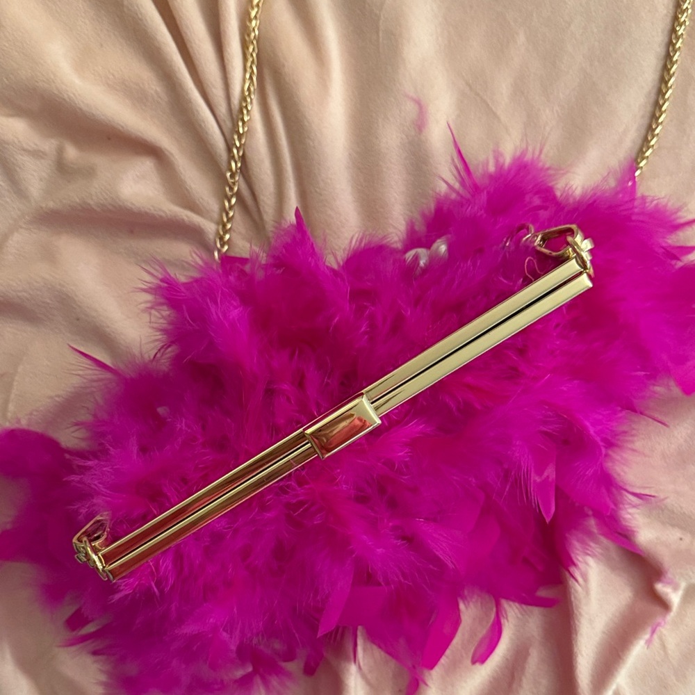 Pink Feathered Women's Bag with Pearl Handle - Picture 4 of 5